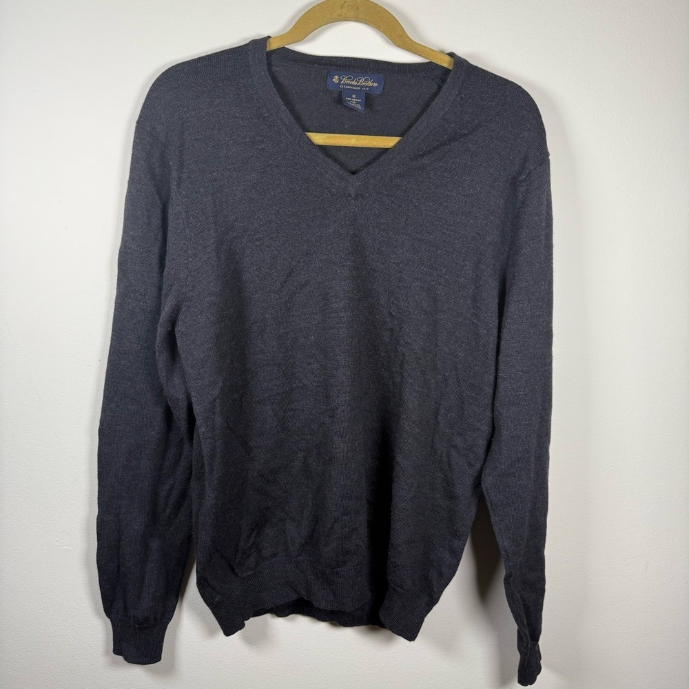 Brooks Brothers Men Gray Merino Wool V Neck Sweatshirt Size Medium